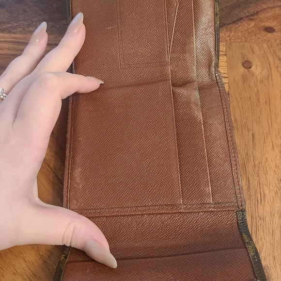 Louis Vuitton LV Monogram Vintage Elise Wallet in great condition authentic - Picture 3 of 7